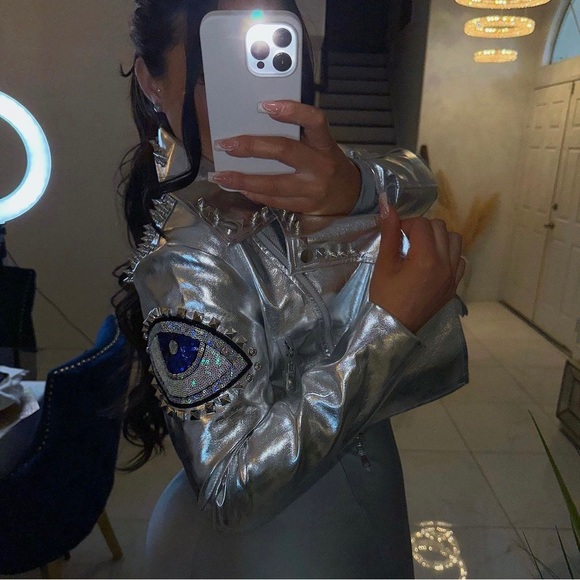 🪬Metallic Jacket🪬 - Picture 2 of 5